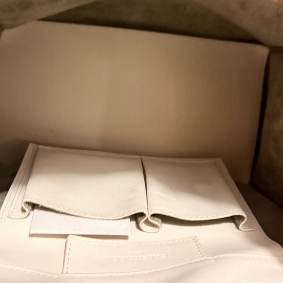 Balenciaga Bucket Bag - Picture 8 of 8